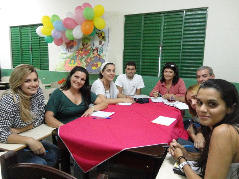 Foto 15 - Reunião com a equipe gestora do município de Cardoso Moreira com objetivo de implantar o Programa Mulheres Mil (ano de 2012).