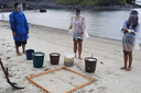 Coleta de microplásticos na Praia do Forte - Cabo Frio